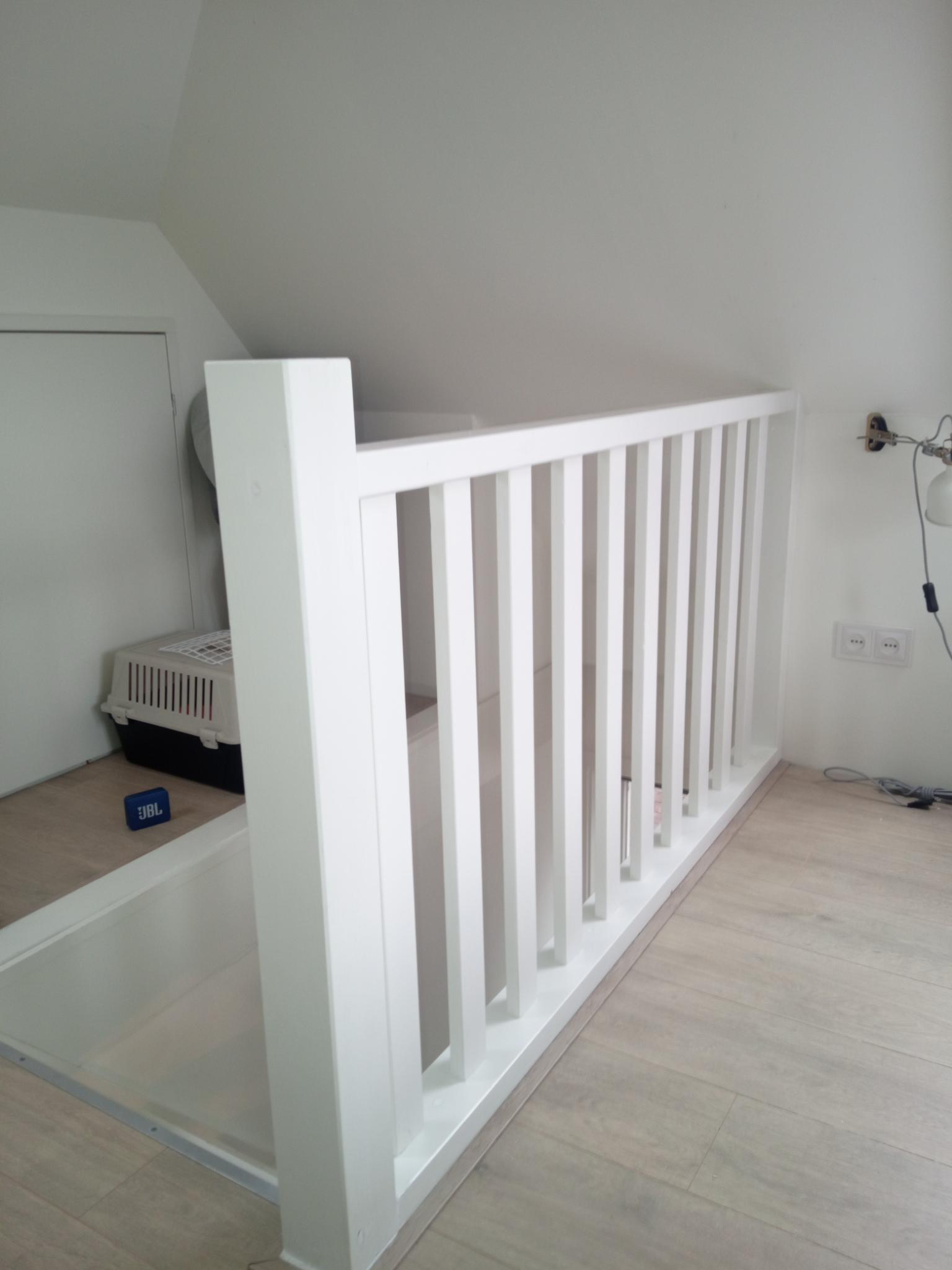 Witte Balustrade